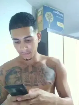 Cam4 Free Live Porn of Gui_carioca7