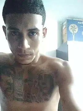 Cam4 Free Live Porn of Gui_carioca7