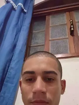 Cam4 Live Sex Cam of Gui_carioca7