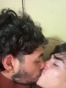 Cam4 Live Porn of novinhos37