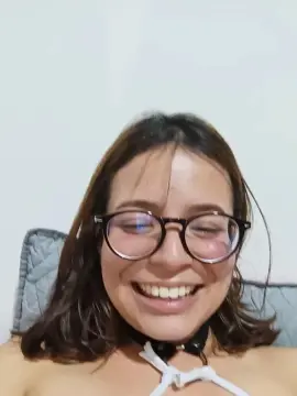 Cam4 Live Sex of Erendemaria