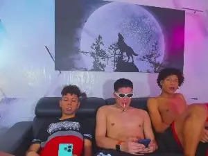 Cam4 Live Sex of josetwin_group