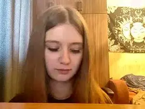 Cam4 Free Live Porn of Elyse_Mates