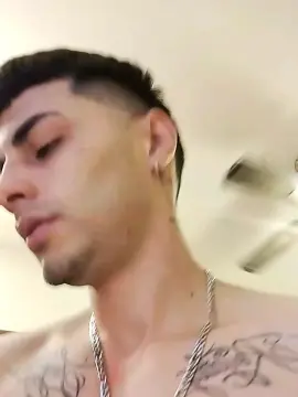 Cam4 Watch Live Sex Cams of chulodelghetto1