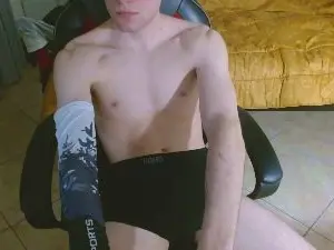 Cam4 Watch Live Sex Cams of FitBoywow