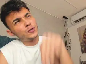 Cam4 Nude Webcam of Alhan_Twink