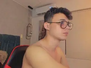 Cam4 Adult Webcam of Alhan_Twink