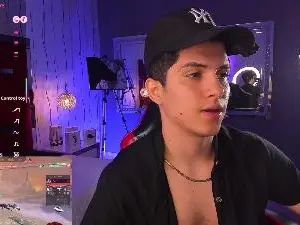 Cam4 Adult Webcams of Brat__