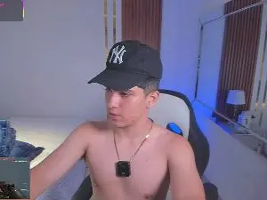 Cam4 Adult Webcam of Brat__