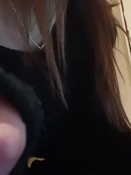 Cam4 Free Live Porn of aries1882