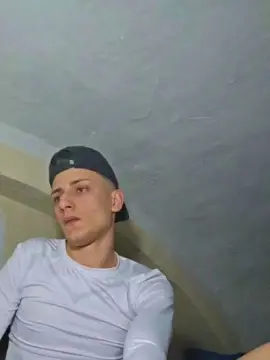 Cam4 Sex Chat of robinodxxx