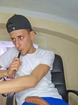 Cam4 Live Sex Cam of robinodxxx