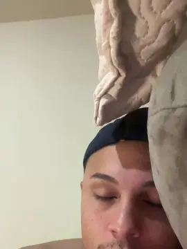 Cam4 Sex Cam of Morenoyboy