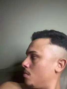 Cam4 Free Porn Cam of Morenoyboy