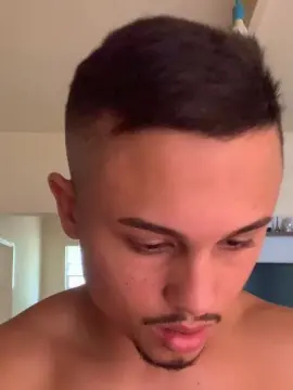 Cam4 Adult Webcam of Morenoyboy