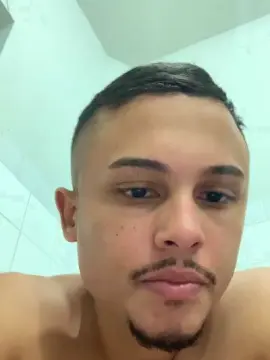 Cam4 Nude Webcam of Morenoyboy