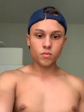 Cam4 Watch Live Sex Cams of Morenoyboy