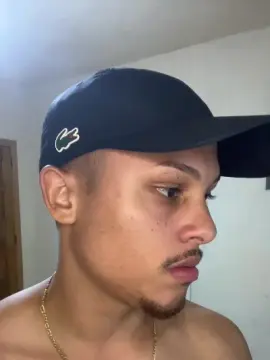 Cam4 Adult Webcam of Morenoyboy