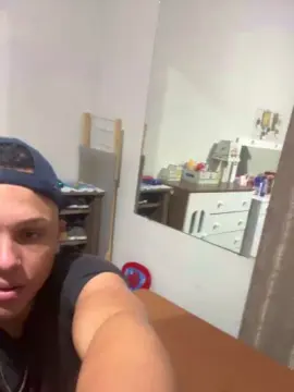 Cam4 Live Porn of Morenoyboy