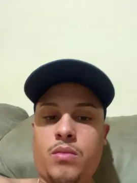Cam4 Free Live Porn of Morenoyboy
