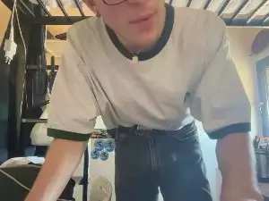 Cam4 Adult Webcams of Alexbisex3040