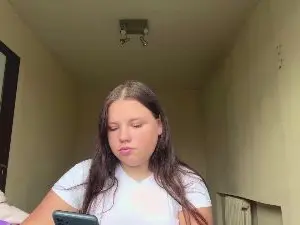 Cam4 Live Porn of ElkeStidham