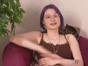 Cam4 Free Porn Cam of CheryllKnudsvig