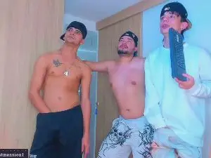 Cam4 Live Sex of TheMansionBat