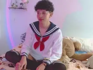 Cam4 Sex Cam of cuddly_twink