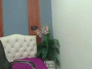 Cam4 Live Sex of Lisa_sinclair