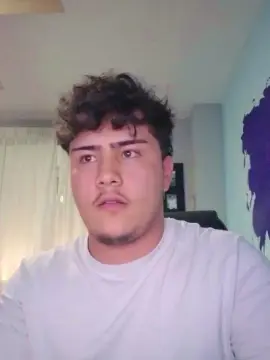 Cam4 Free Live Porn of Adriiiaar