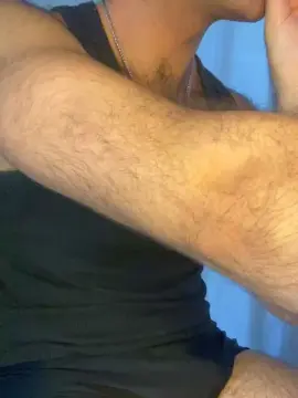 Cam4 Live Sex of hairyboy22cm