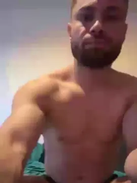 Cam4 Sex Cam of Dragos250