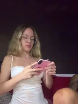 Cam4 Private Sex Chat of lakittyhot