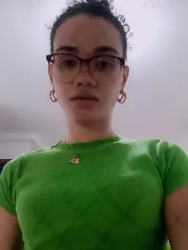 Cam4 Free Live Porn of Transputinha83