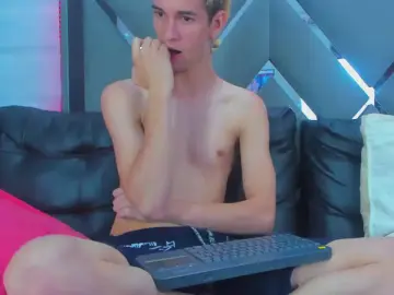 Cam4 Live Porn of hotboyxx_