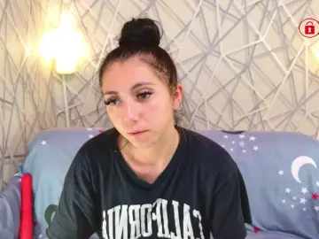 Cam4 Sex Cam of CharmingLIA