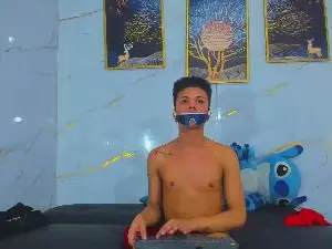 Cam4 Live Sex of Kheny_mac_1