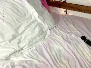 Cam4 Nude Webcam of AlleenMcglone