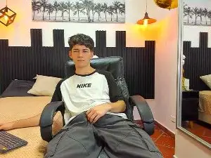 Cam4 Live Porn of trevor_mob