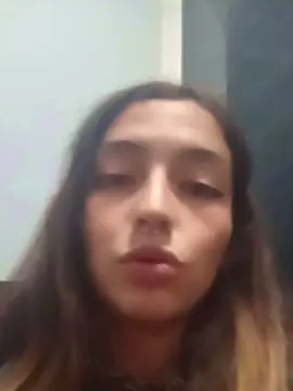 Cam4 Free Live Porn of lamalasuerte661