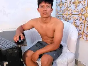 Cam4 Free Live Porn of Richars_Man_