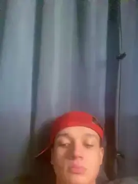 Cam4 Free Live Porn of lucky867