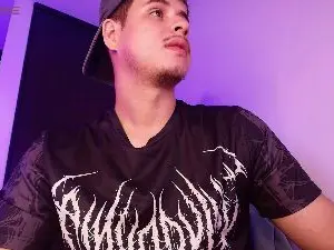 Cam4 Adult Webcams of matt_reinold1