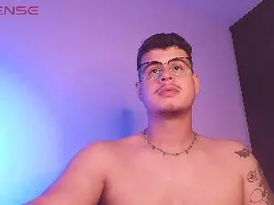 Cam4 Adult Webcam of matt_reinold1