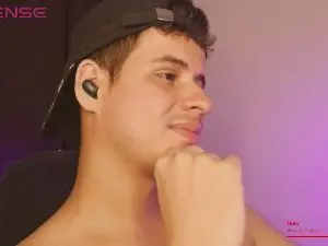 Cam4 Live Sex of matt_reinold1