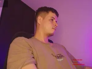 Cam4 Live Sex of matt_reinold1