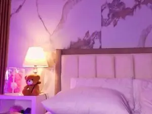 Cam4 Watch Live Sex Cams of Luna_Rosse_