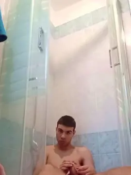Cam4 Live Sex Cam of Albertoiuji