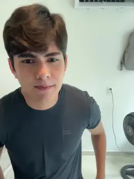 Cam4 Watch Live Sex Cams of MlkGato01